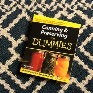 NWOT canning & preserving fruits & veggies book